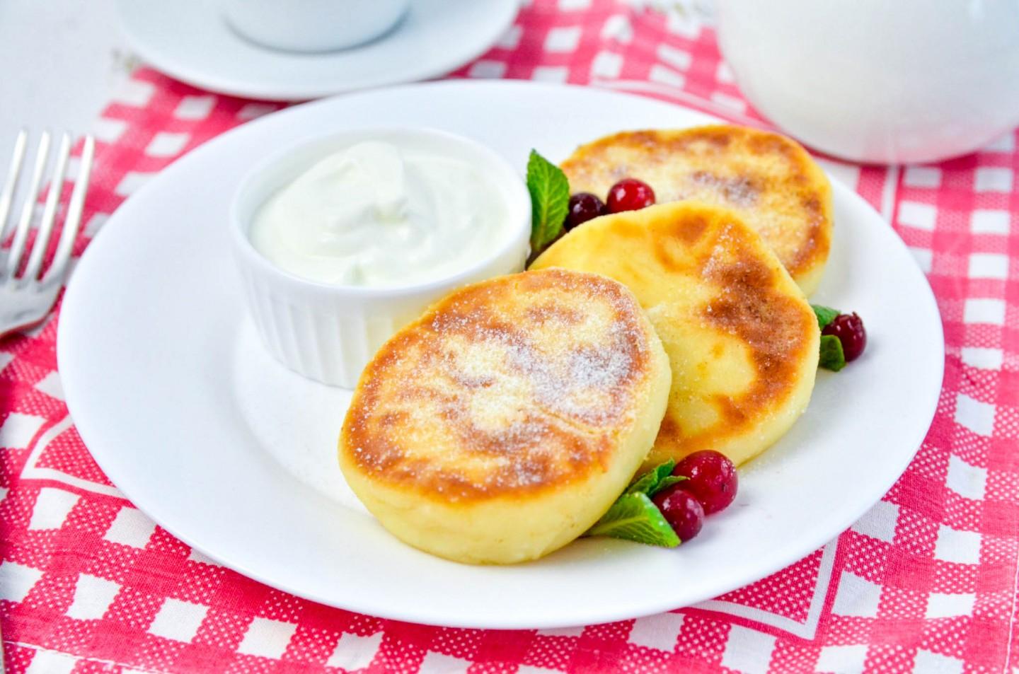 Klassischer Hüttenkäse im Ofen Rezept mit Fotos Schritt für Schritt